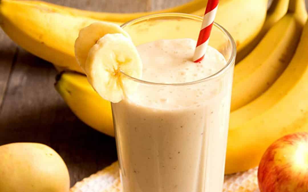 HTML glasses containing apple banana milkshake